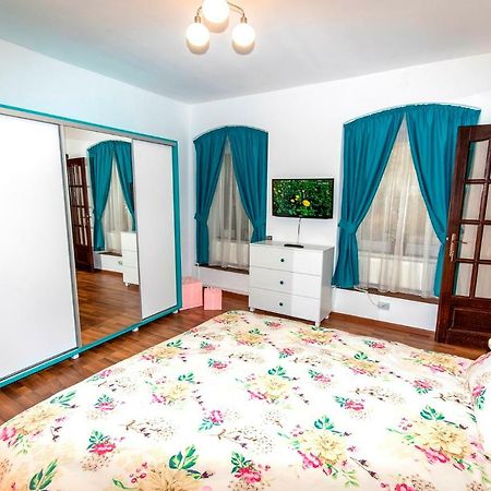 Ava'S Home Brasov Bagian luar foto