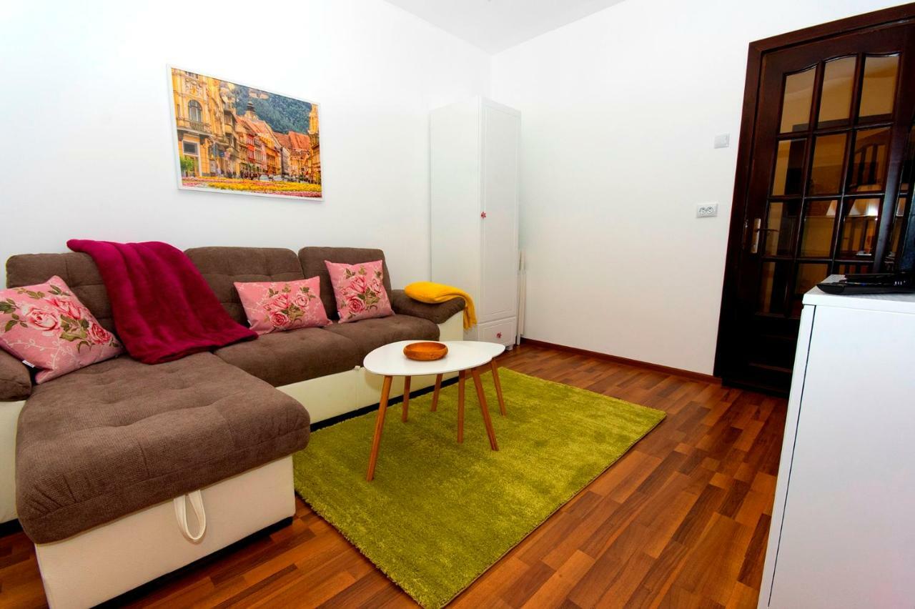 Ava'S Home Brasov Bagian luar foto